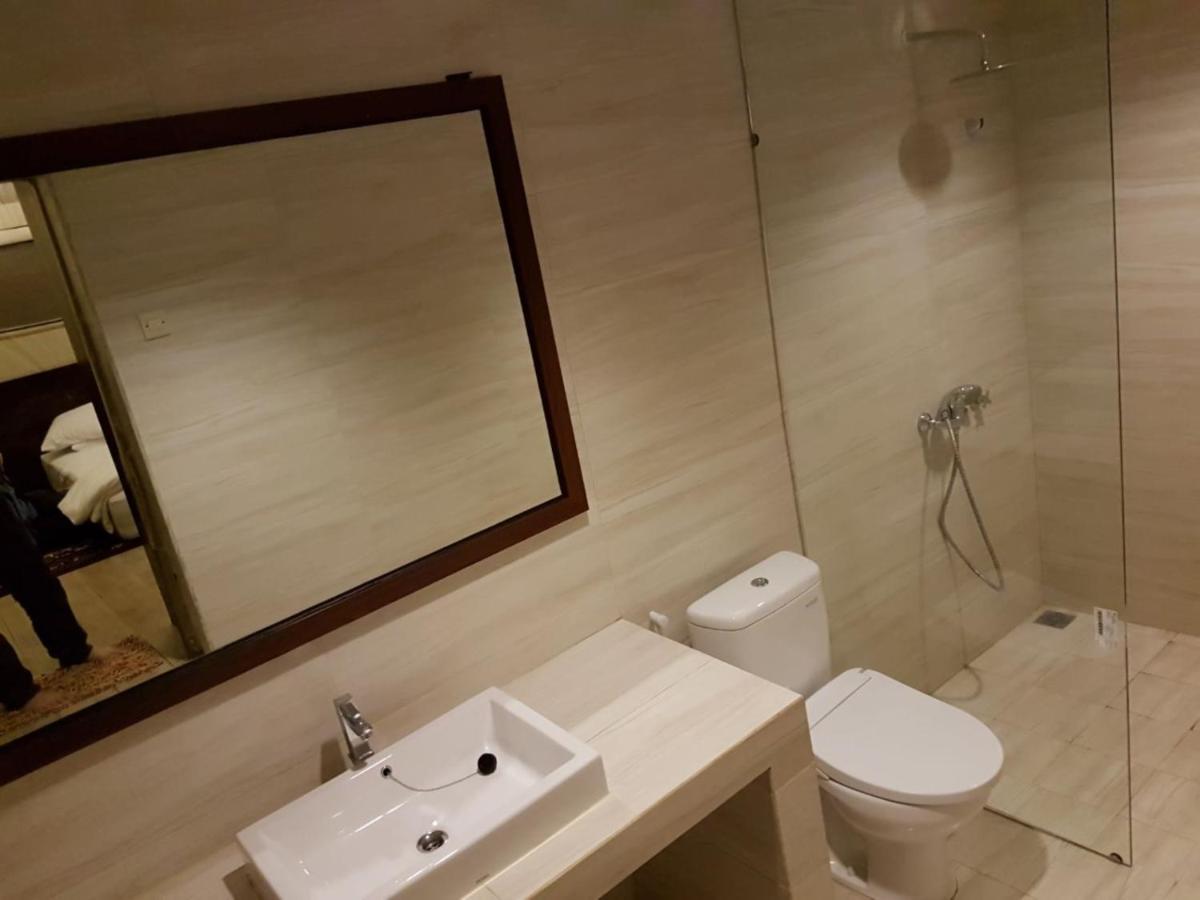 Lawu Forest Camp Sarangan Bagian luar foto