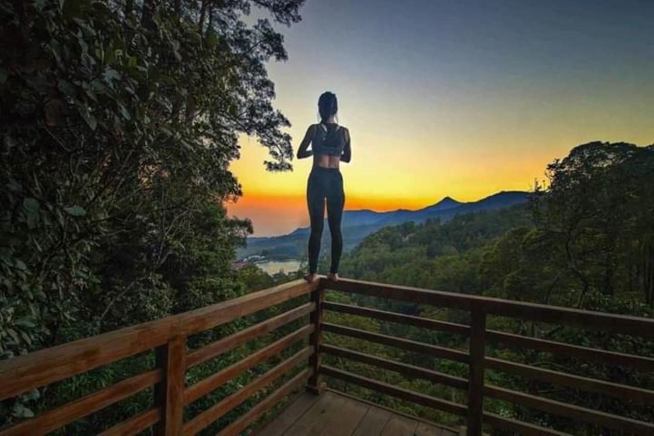 Lawu Forest Camp Sarangan Bagian luar foto