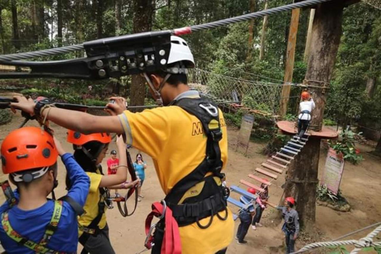 Lawu Forest Camp Sarangan Bagian luar foto